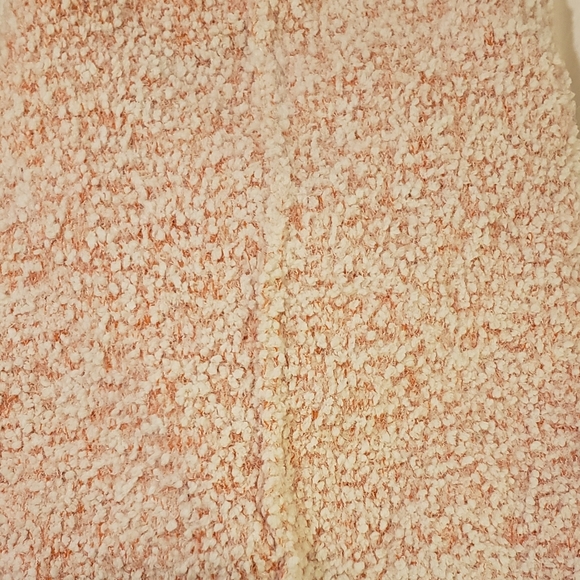 Popcorn Sweater - Picture 3 of 4